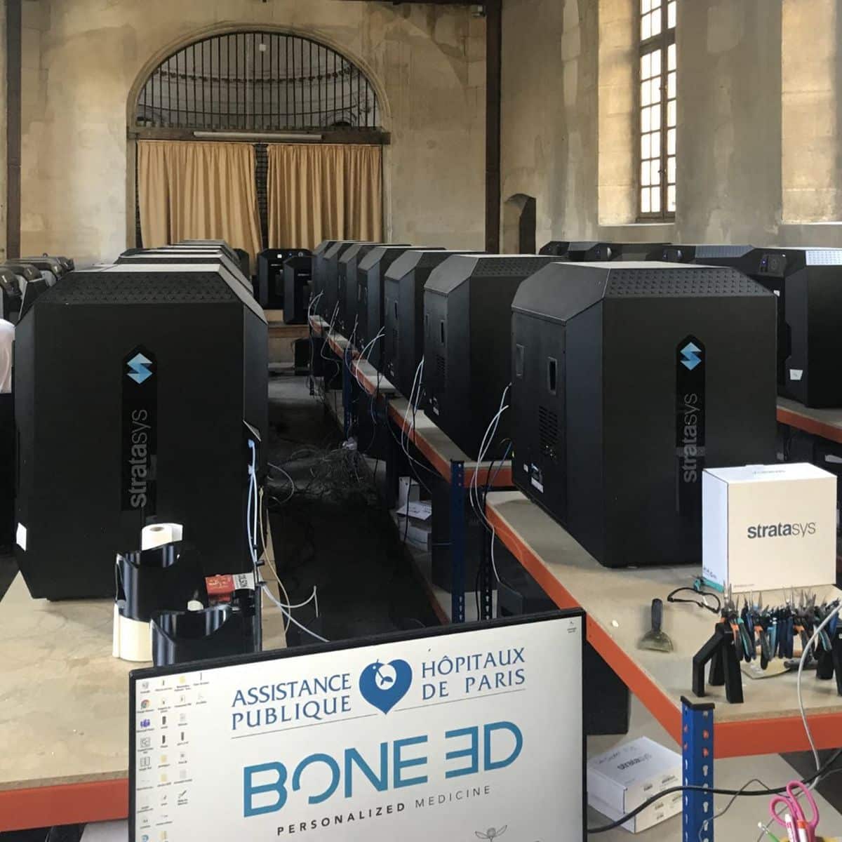 Bone 3D and its 3D printing system at hospital's service